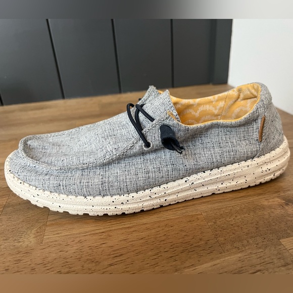 Women's Hey Dude Shoes - Wendy Slip-On - Picture 2 of 8